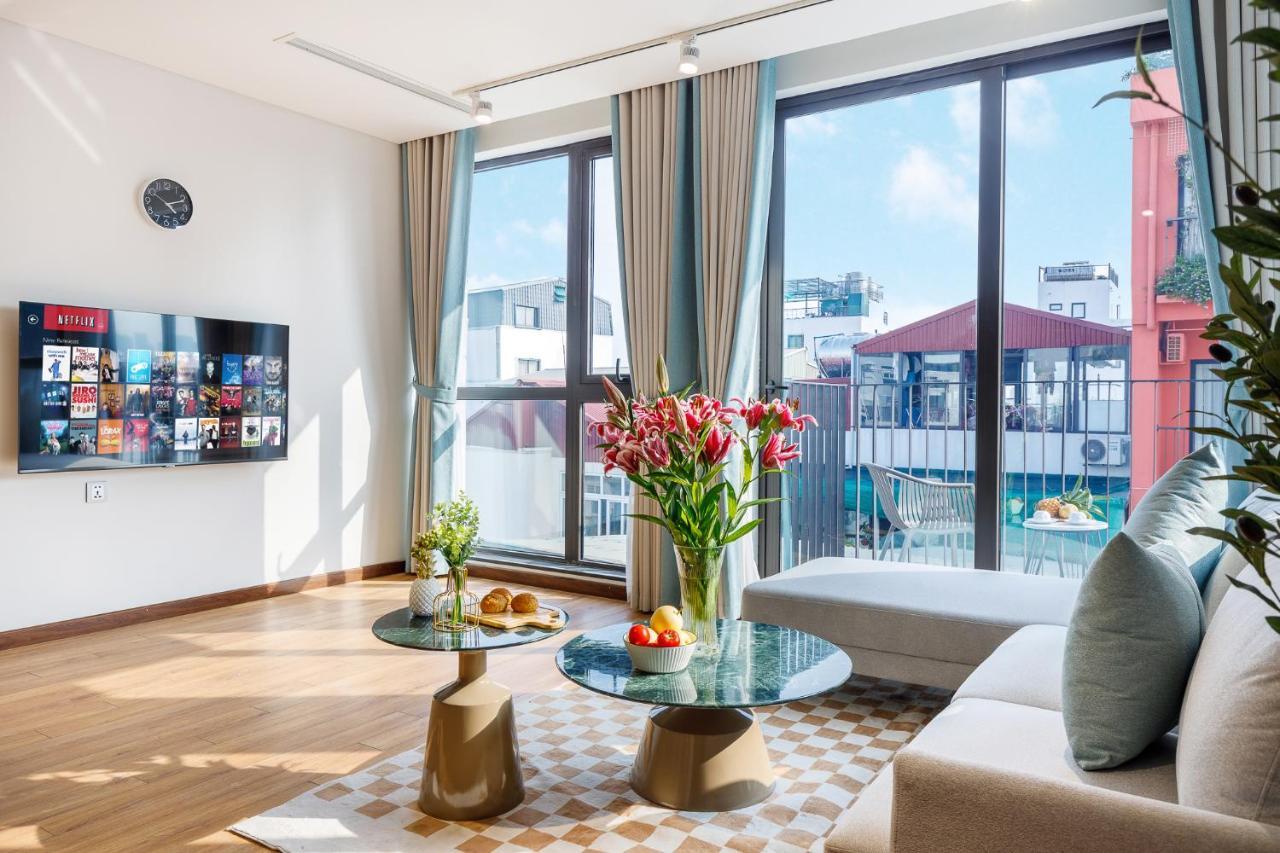 Margaery Boutique Apartment & Skyon9 Rooftop Bar Hanoi Exterior photo