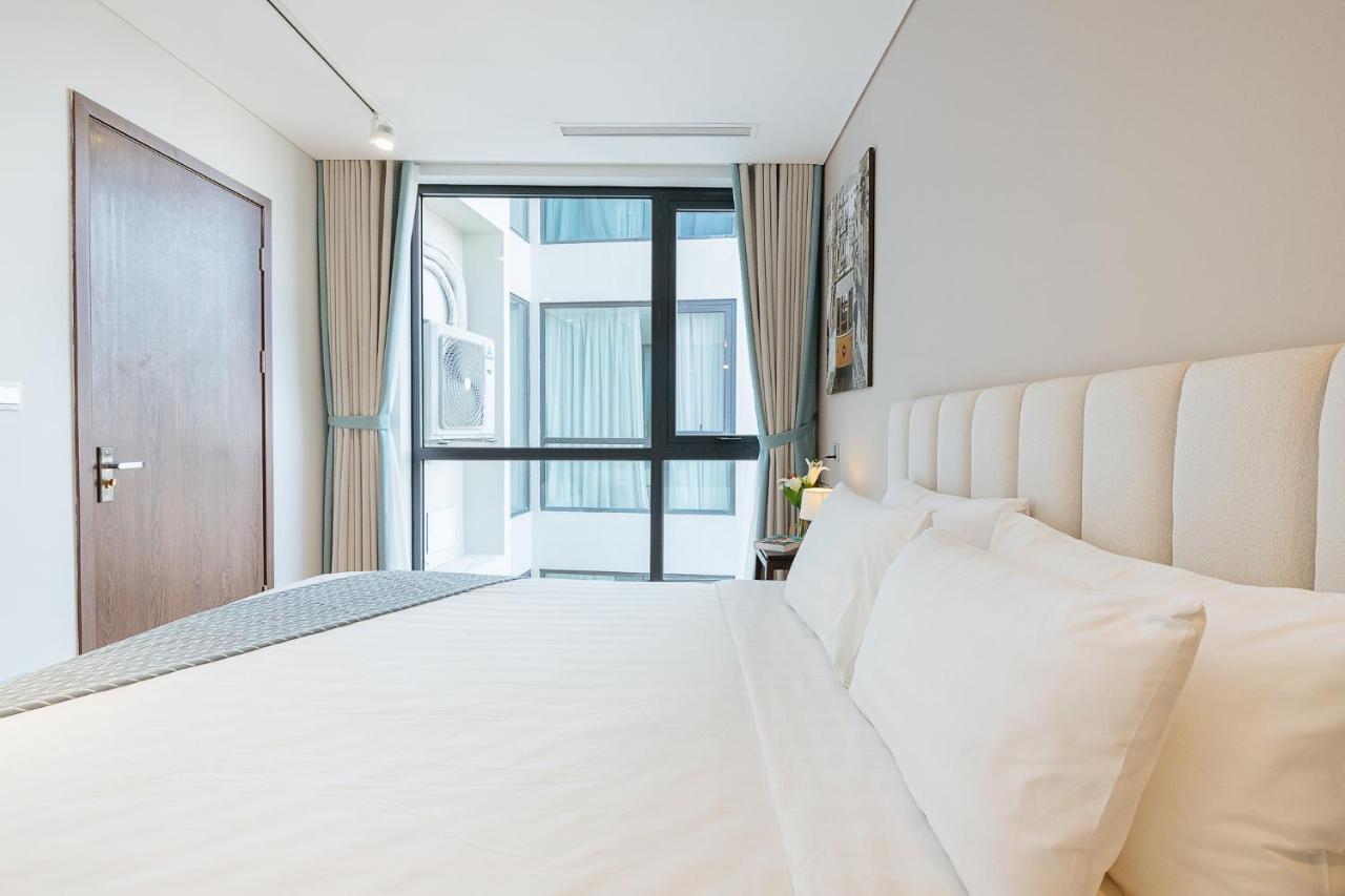 Margaery Boutique Apartment & Skyon9 Rooftop Bar Hanoi Exterior photo