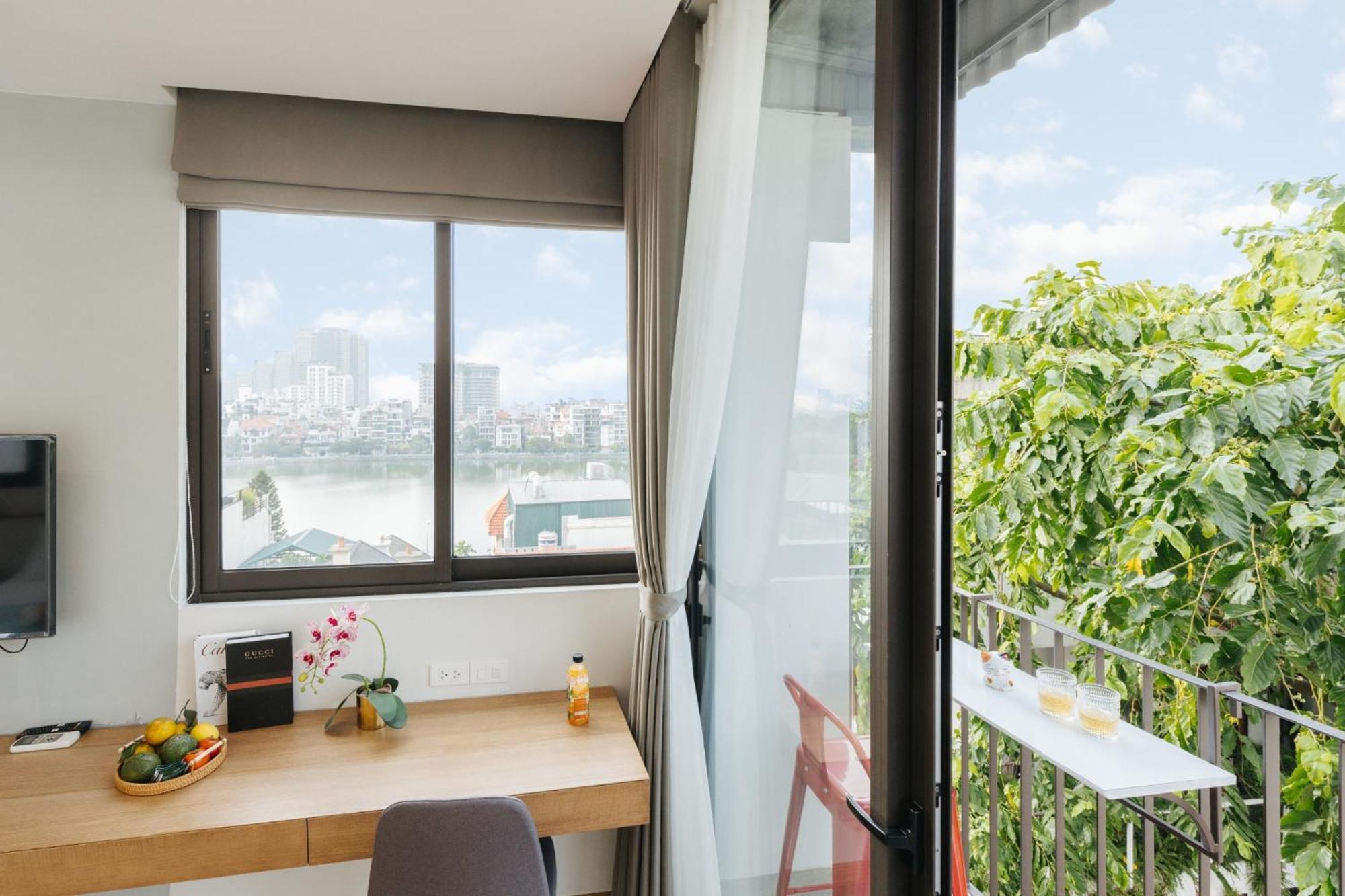 Margaery Boutique Apartment & Skyon9 Rooftop Bar Hanoi Exterior photo